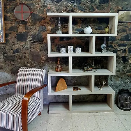 בית נופש Eleni Papagiorki Village House *