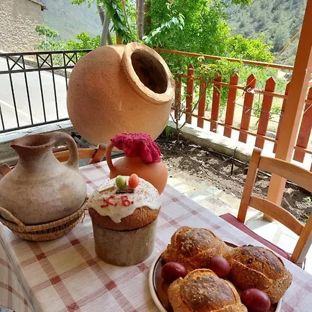 Eleni Papagiorki Village House Tatil Evi Limasol