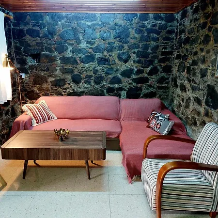 Eleni Papagiorki Village House Tatil Evi *